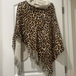 Chicos Cheetah Print Poncho One Size Fits All